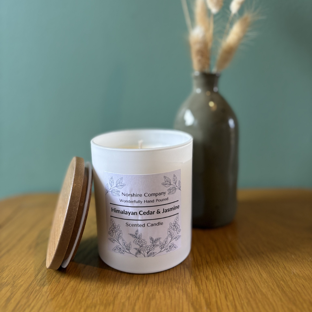 Himalayan Cedar & Jasmine Scented Candle