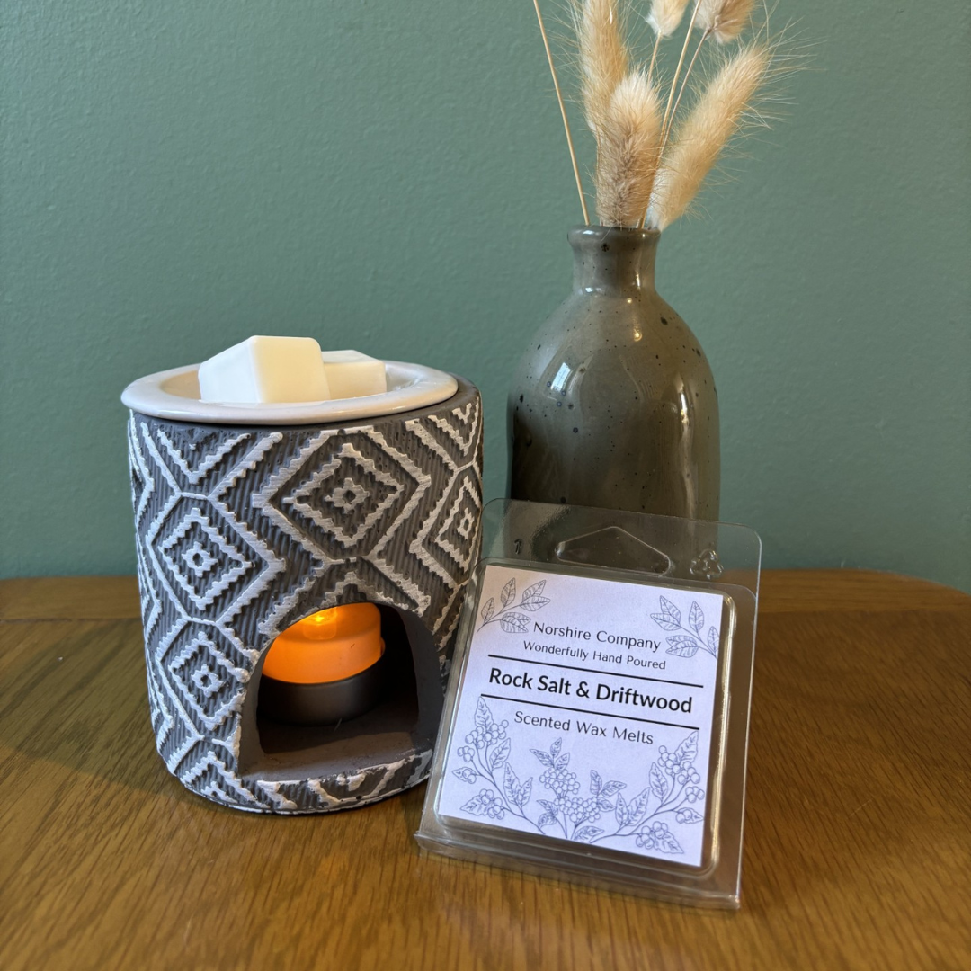 Rock Salt & Driftwood Wax Melts Clam Shell